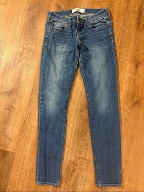 Hollister Super Skinny Denim Jeans in Medium Blue Size 27 x 31